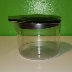 Tupperware Thermotup Sugar or Creamer Container